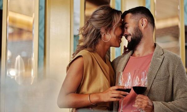Date Night Outfit Ideas for Women in the UK