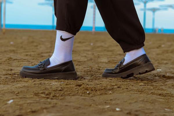 chunky loafers styling