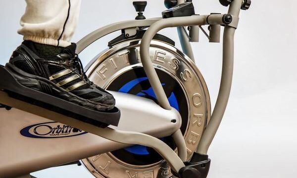 How Should Trainers Fit? A Practical UK Sizing Guide