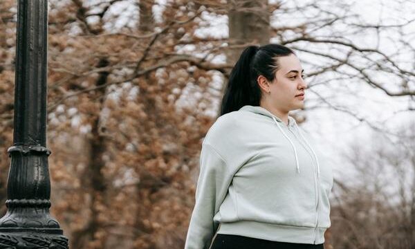 Plus-Size Autumn Outfit Ideas for Layered UK Style