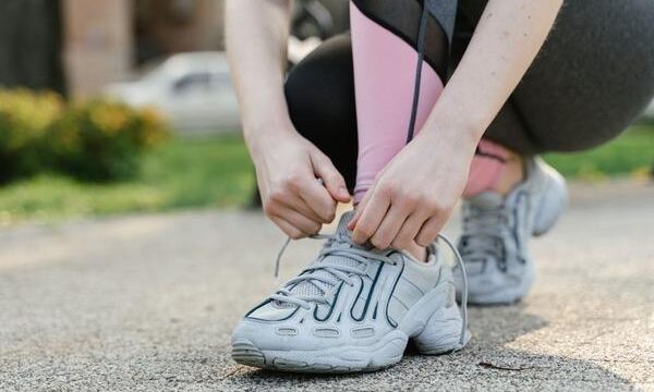Wide-Fit Shoes Guide: How to Find the Right Shape